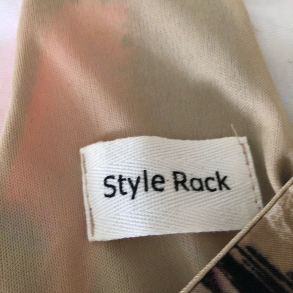 Style rock tank top- Small, excellent condition - Picture 3 of 5